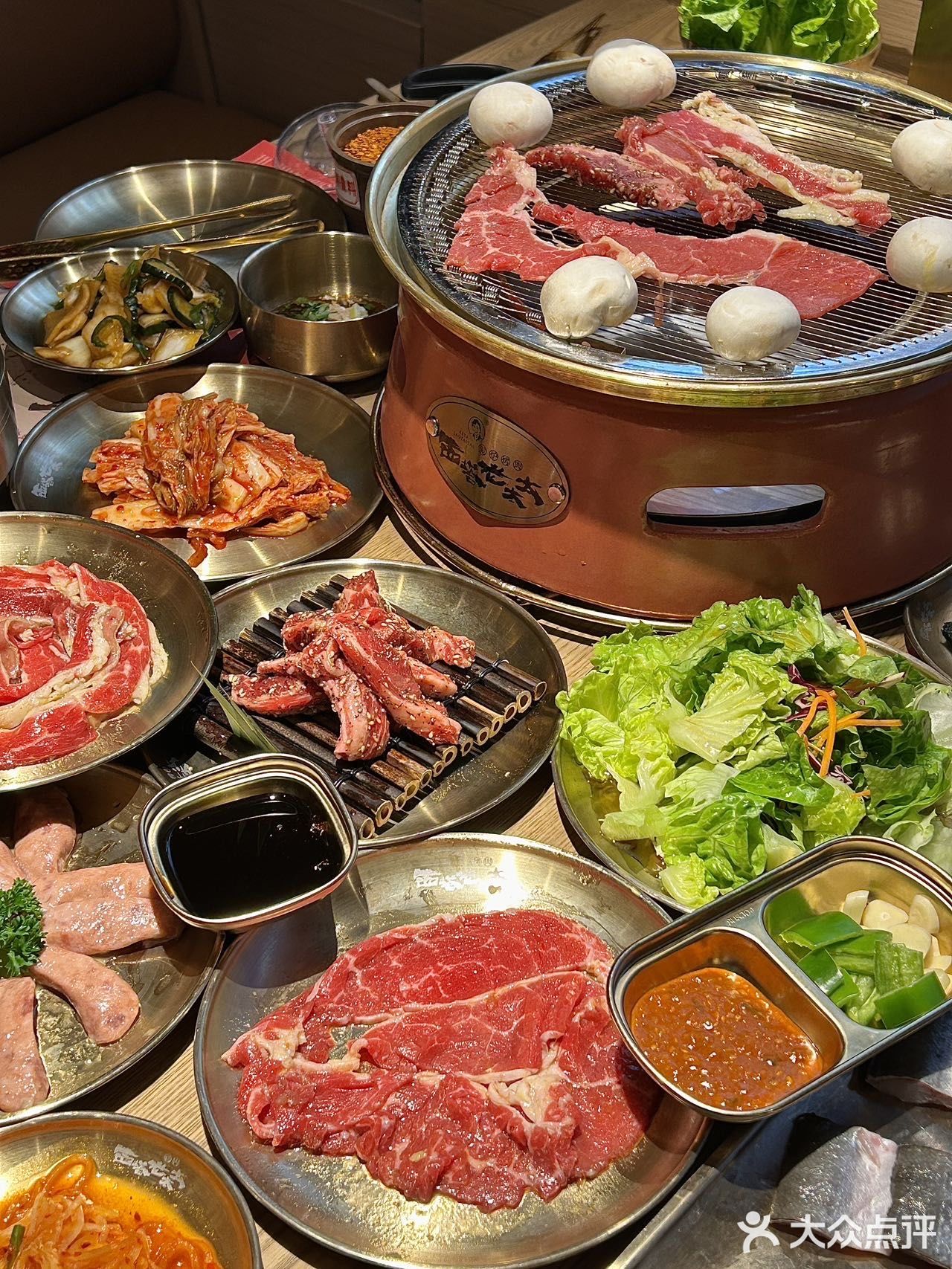 深圳真正好吃的烤肉店天天排队!7点半到还要要对15桌!