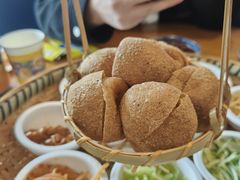 -包整·丝娃娃(一览甲秀楼风景店)