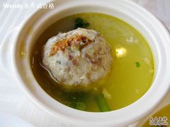蟹粉狮子头 -怡园饭店-餐厅(四望亭店)
