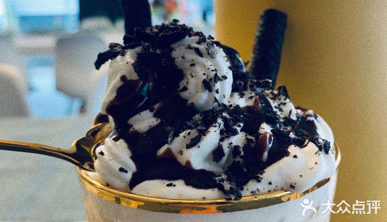 我终于可以出去摊店啦 好开心呀 这是一家小资情调的花