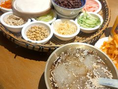 -包整·丝娃娃(一览甲秀楼风景店)