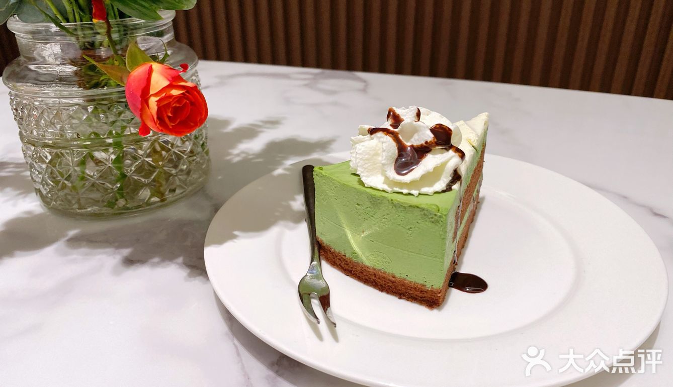进城拔草，世纪城的高级西餐🍴