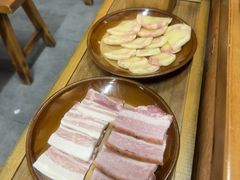 -阿山卓·野生菌火锅·纳西火塘烤肉