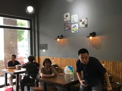 大堂-老谭虾王蟹皇·龙虾·烧烤(蝴蝶湾店)