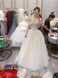 -LA GRACE高端婚纱礼服定制馆