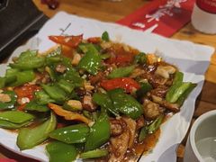 尖椒溜肥肠-小俩口烧烤东北菜(双井店)