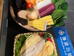 -湊湊火锅·茶憩(皇姑万象汇店)