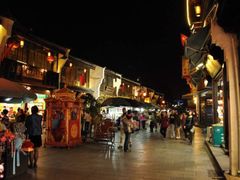 -吴山路夜市