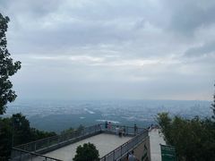 -紫金山山顶公园