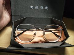 -回瑞眼镜·蔡司·依视路官方授权店(广益路万达店)