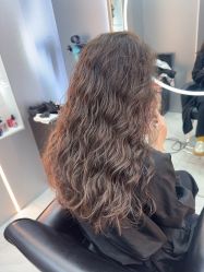 -赤道 Hair Salon