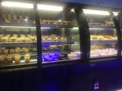 自助取餐区-海吃海喝海鲜烤肉餐厅