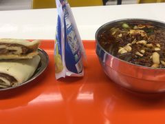 -巴依兄弟西域美食(机场店)