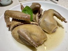 招牌盐水乳鸽-维园悦谱·海派家常菜(乌鲁木齐南路店)