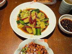 -乔街深夜食堂·小龙虾·高压锅生蚝(杭州总店)