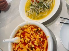 -吴记小园楼(白塔西路总店)