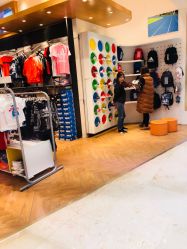 -adidas(德基广场店)