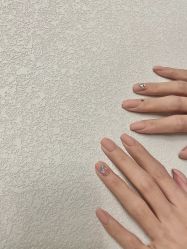 -悦指间美甲美睫
