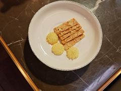 -海派悦庭·海胆烧麦·新融合菜(凯德广场店)