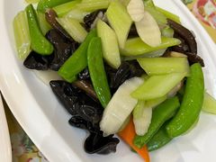 -芳姨广东砂锅粥(张庄路店)
