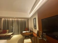 -三亚湾海居铂尔曼度假酒店