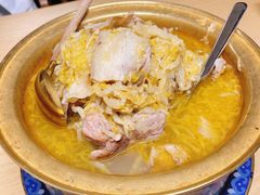 大骨头炖酸菜-关东小磨东北菜(上海长风大悦城店)