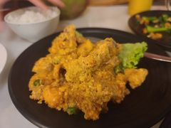 -大树下海鲜饭店