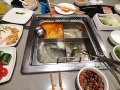 -万宝财富商业广场