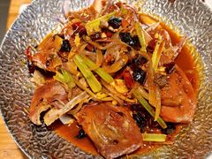 干锅鸭头-新興传承烤鸭