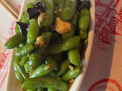 -肥肥虾庄·金牌油焖大虾(汉街SKP店)
