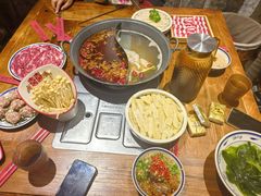 -袁山山重庆火锅(丈八北路店)