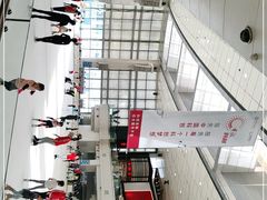 -冰纷万象滑冰场(深圳万象城店)