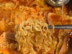 部队火锅-富乐满韩国正宗炸鸡韩国料理(虹泉路店)