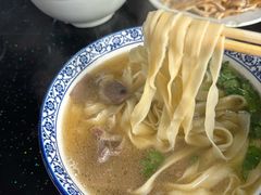 -十二忠手拉面(五福店)