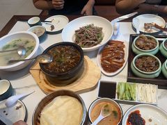 -梅利汴京烤鸭•开封豫菜地标店(东大街店)
