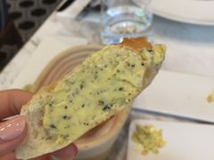 -La Mer Restaurant & Lounge