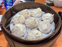 -莱莱小笼·乔艾