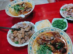 -金杨拉面王小吃面馆·牛三宝面·红烧牛肉粉