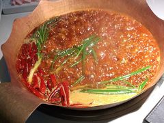 -墨居上隐·院子里火锅(峨眉店)