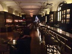 -LONG BAR 廊吧(外滩华尔道夫酒店)