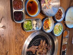 -明洞阿姨·韩式酱蟹烤肉·创意料理(三元桥店)