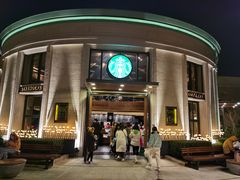 -星巴克(迪士尼小镇店)