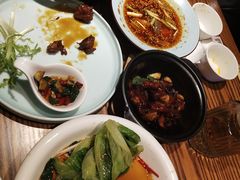 -峨嵋小镇·川菜(正定朗华店)