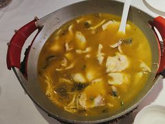 酸汤鱼-渝信川菜(工体店)