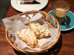 -麦田工坊(月湖店)