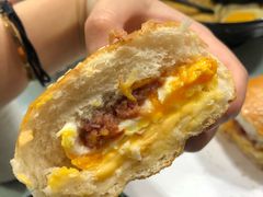 招牌咸牛肉芝士猪仔包-华嫂冰室(尖沙咀店)