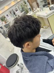 -秦·专注剪发