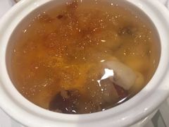 滋养桃胶炖红莲-彩福皇宴(皇室堡店)