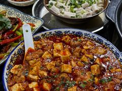 -乐山食古香跷脚牛肉