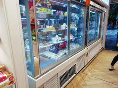 面包甜点陈列柜-嘉华饼屋JOY BAKERY(南屏街店)